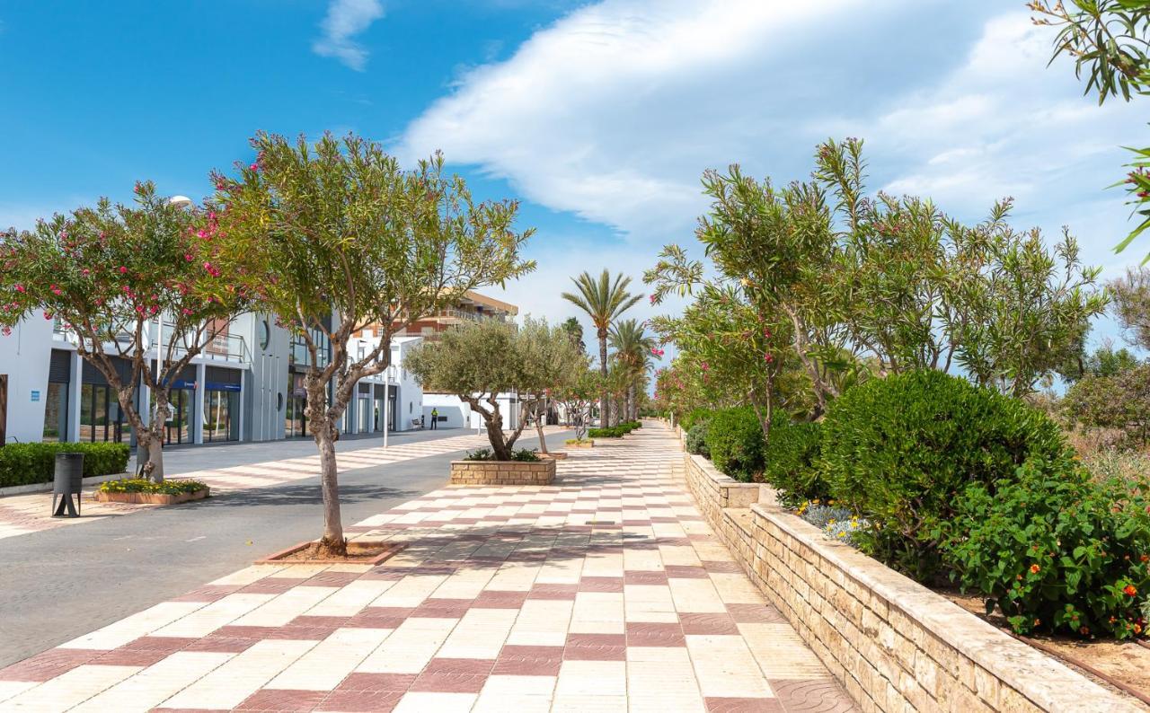 Amplio Canet Канет-де-Беренгер Экстерьер фото