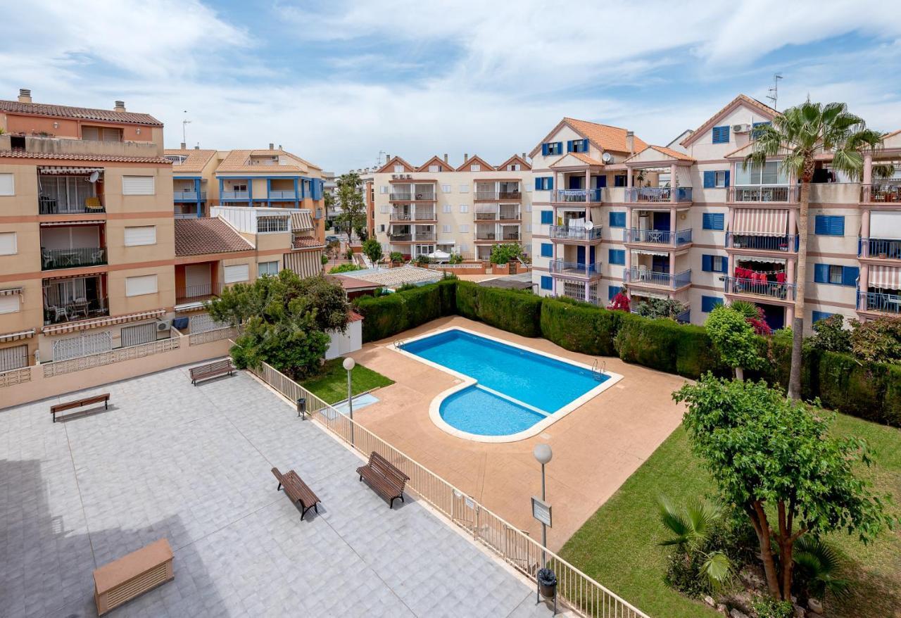 Amplio Canet Канет-де-Беренгер Экстерьер фото